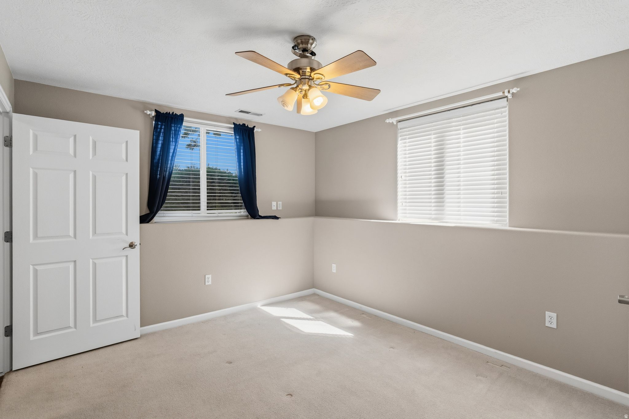 SKY MOUNTAIN GOLF ESTATES - Residential
