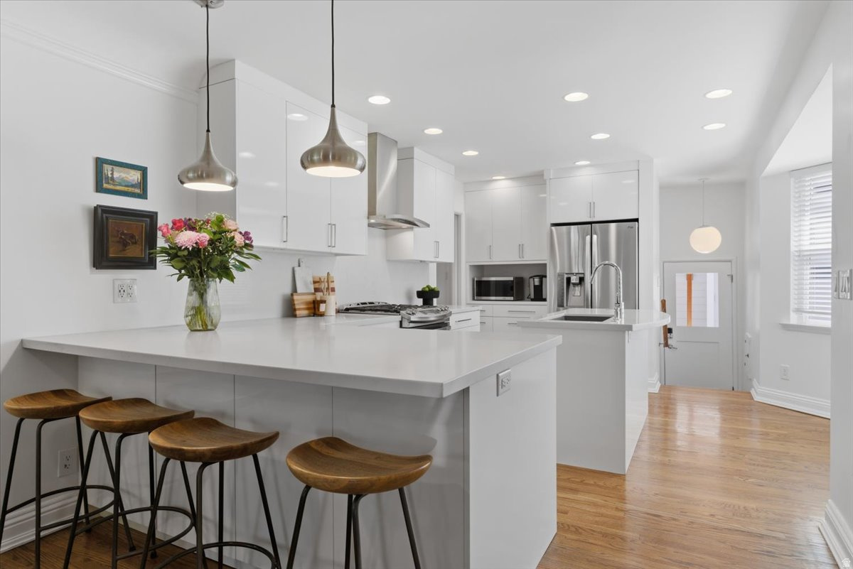 YALECREST - Residential