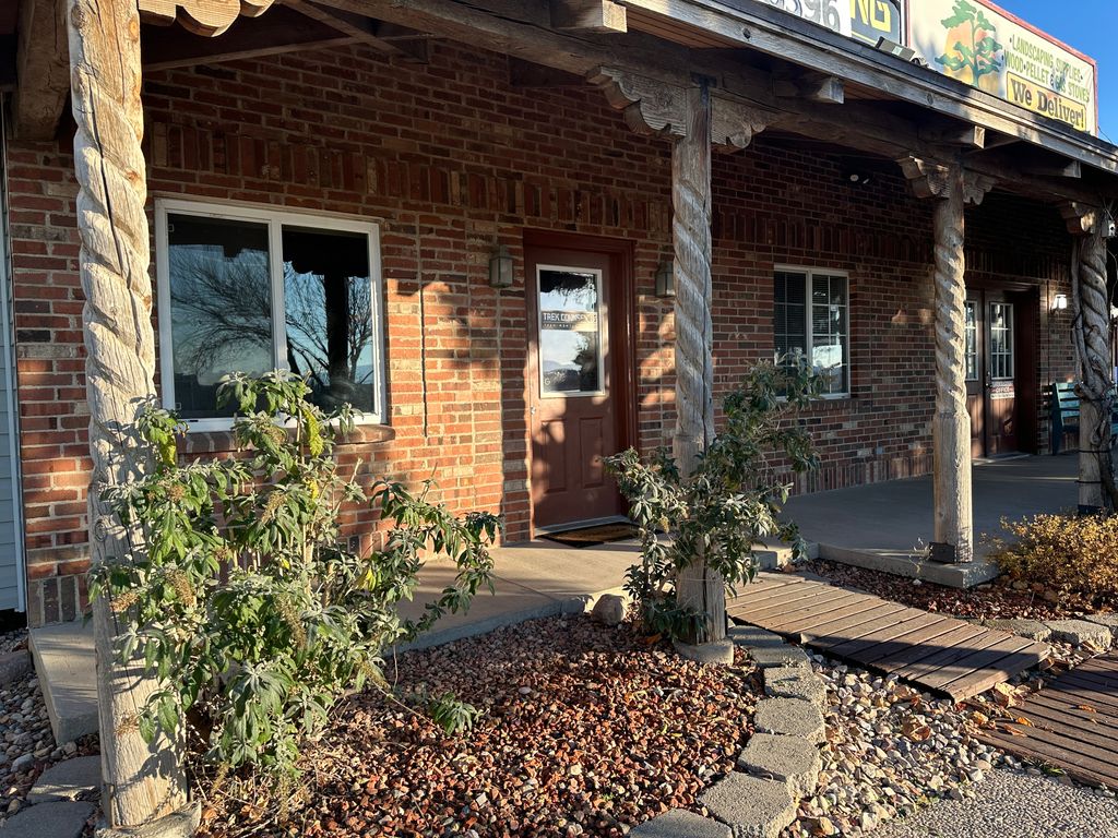 Photo of 925 S 1950 W, Springville, UT 84663 (MLS # 2125138)