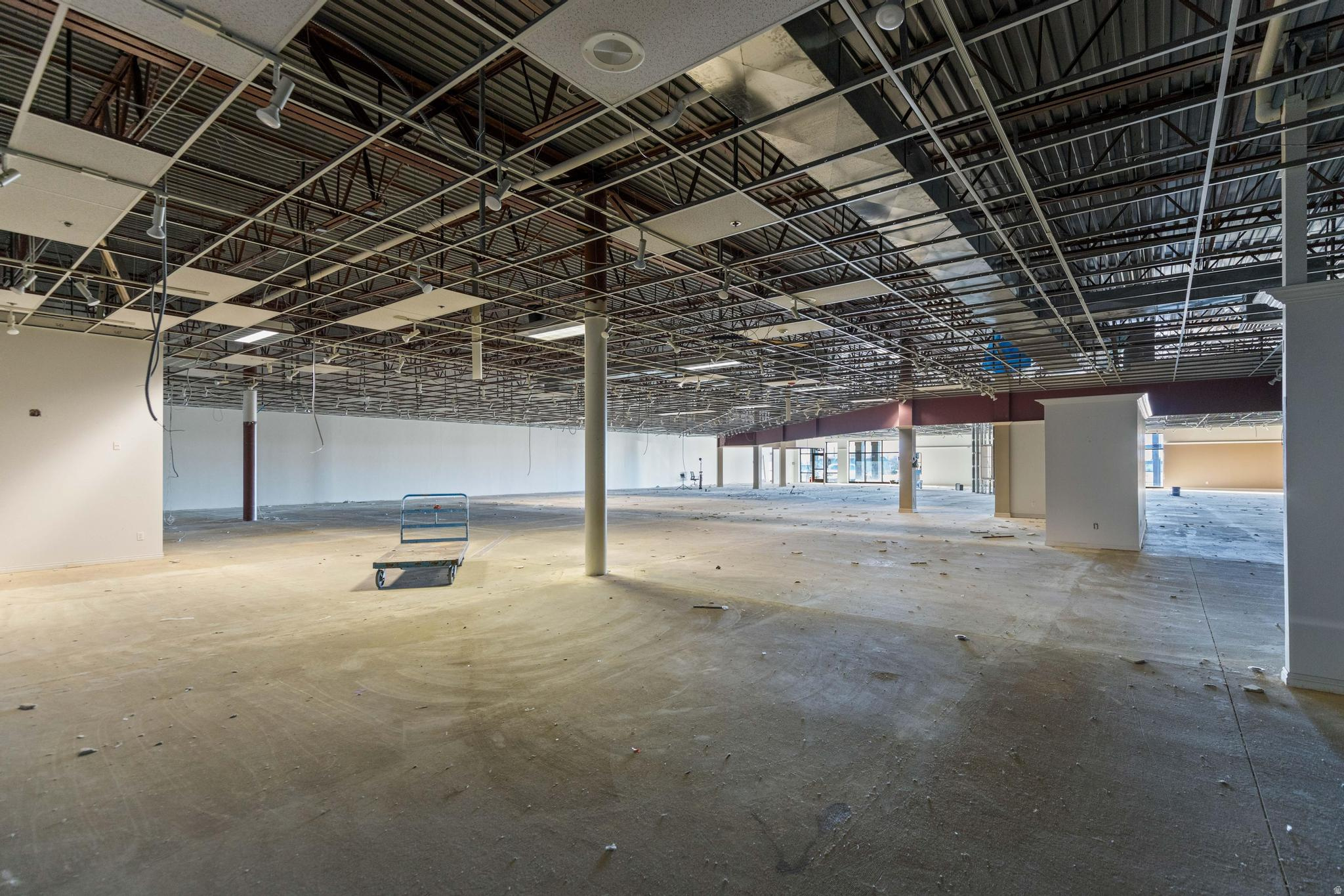 ARBOR FIELDS COMMERCIAL CONDOMINIUMS - Commercial Sale