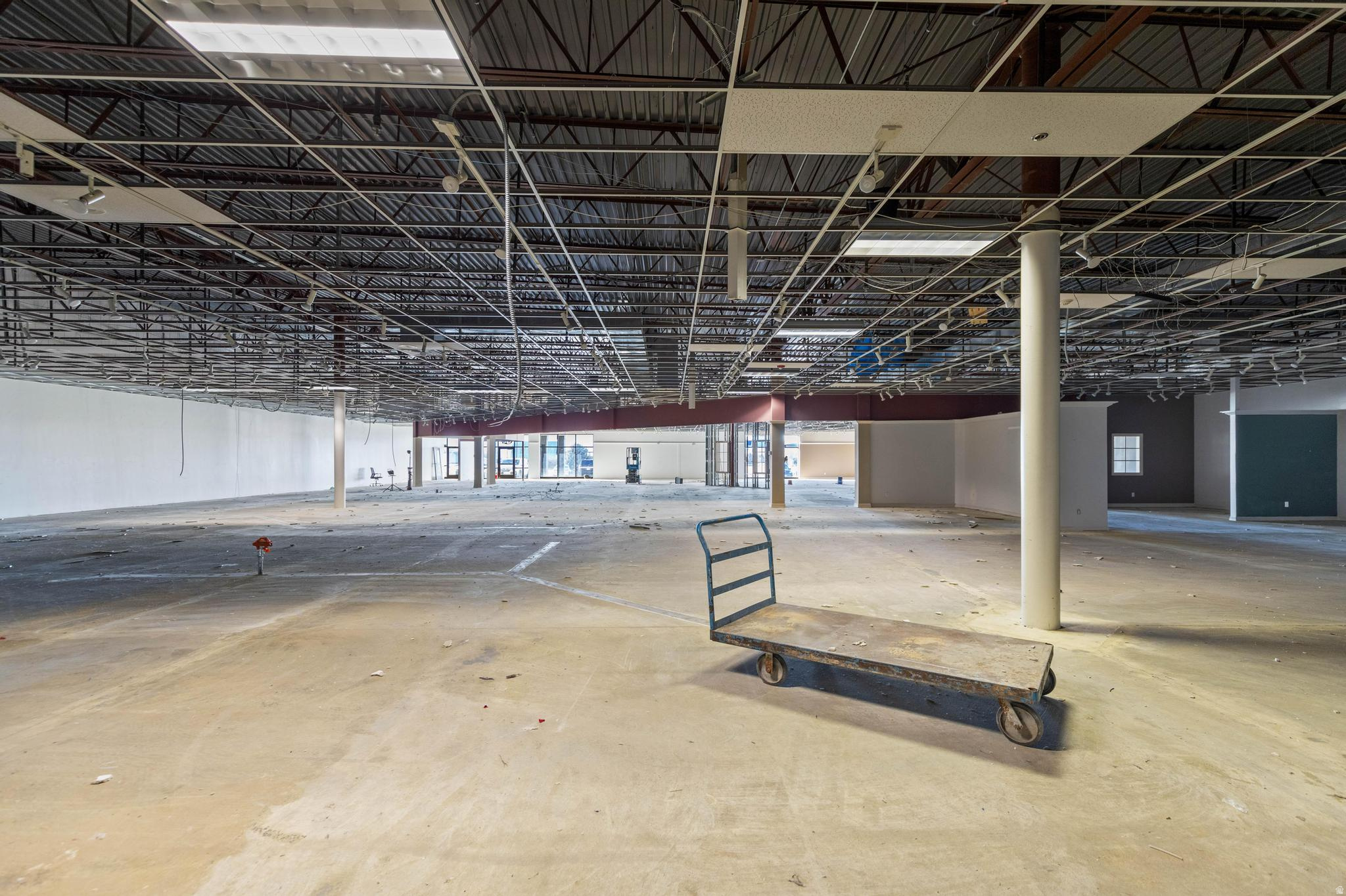 ARBOR FIELDS COMMERCIAL CONDOMINIUMS - Commercial Sale