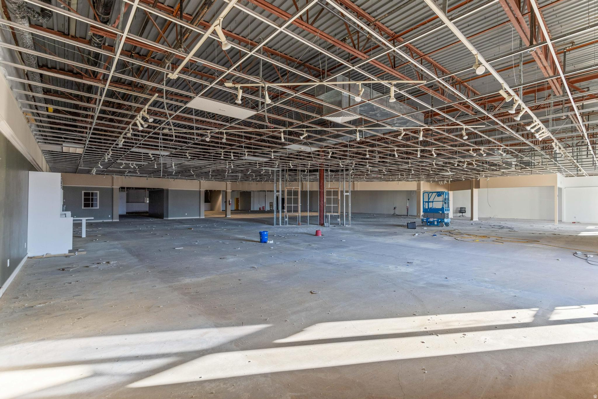 ARBOR FIELDS COMMERCIAL CONDOMINIUMS - Commercial Sale