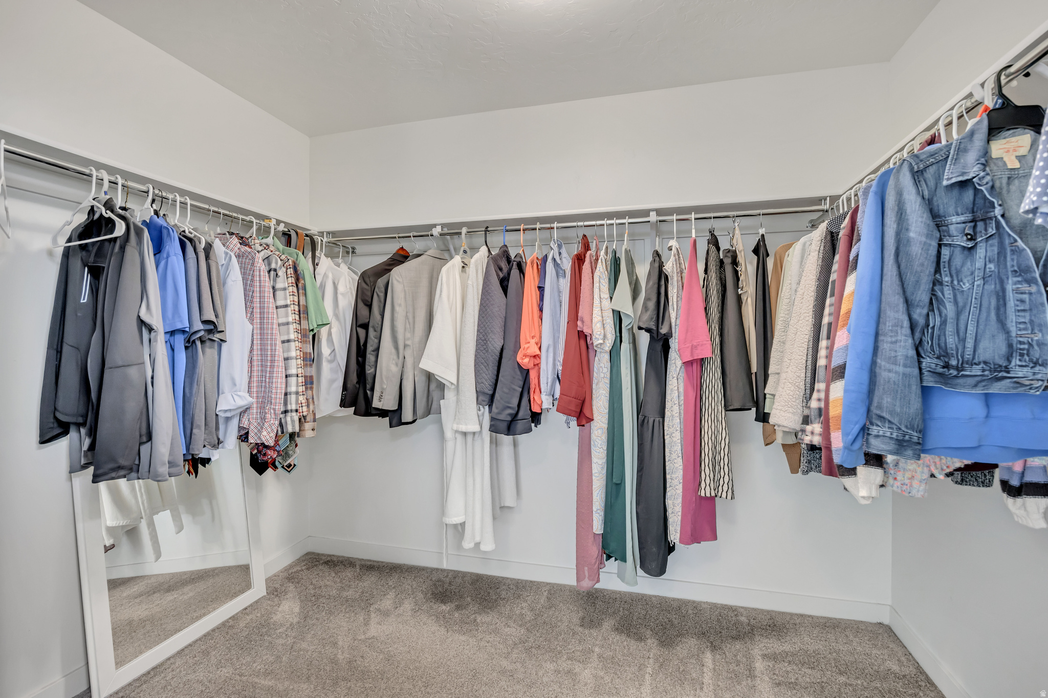 SCENIC MOUNTAIN - Residential