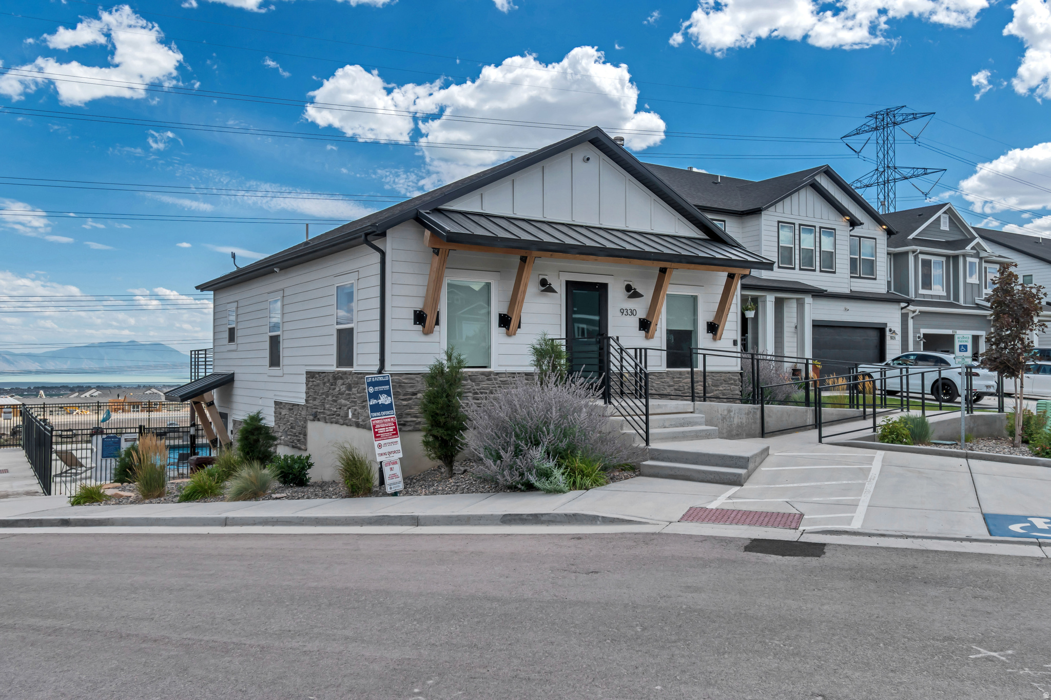 SCENIC MOUNTAIN - Residential