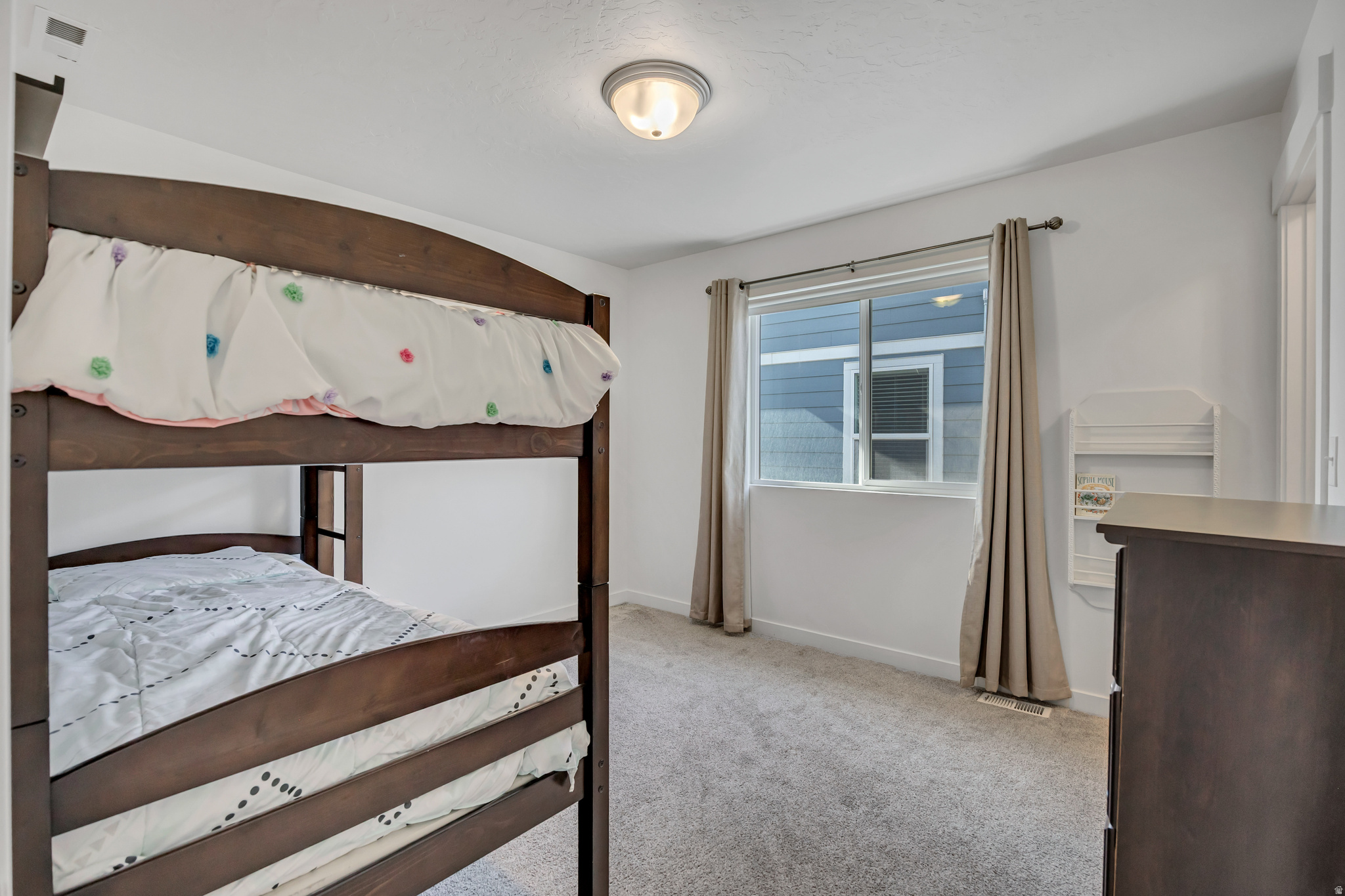 SCENIC MOUNTAIN - Residential