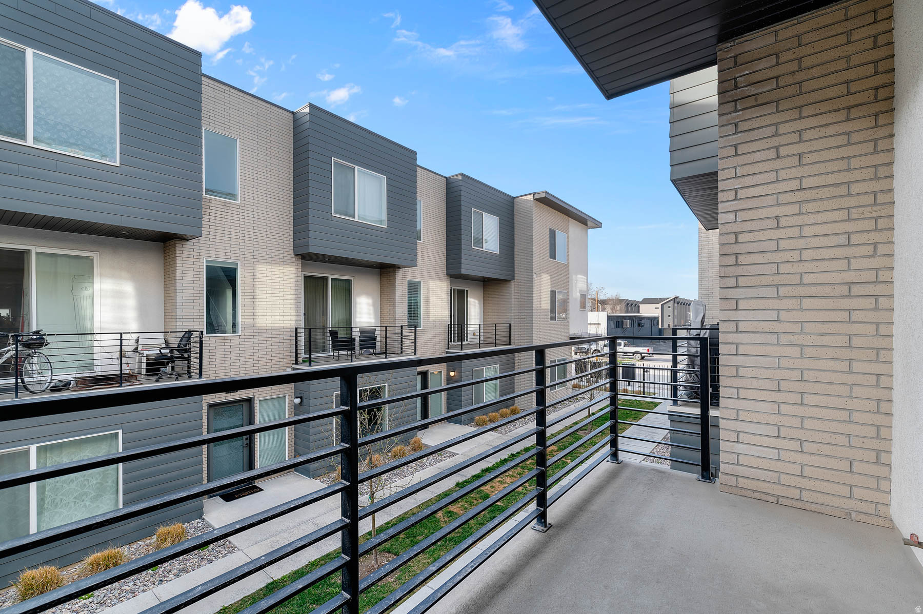 THE LUCY - Residential