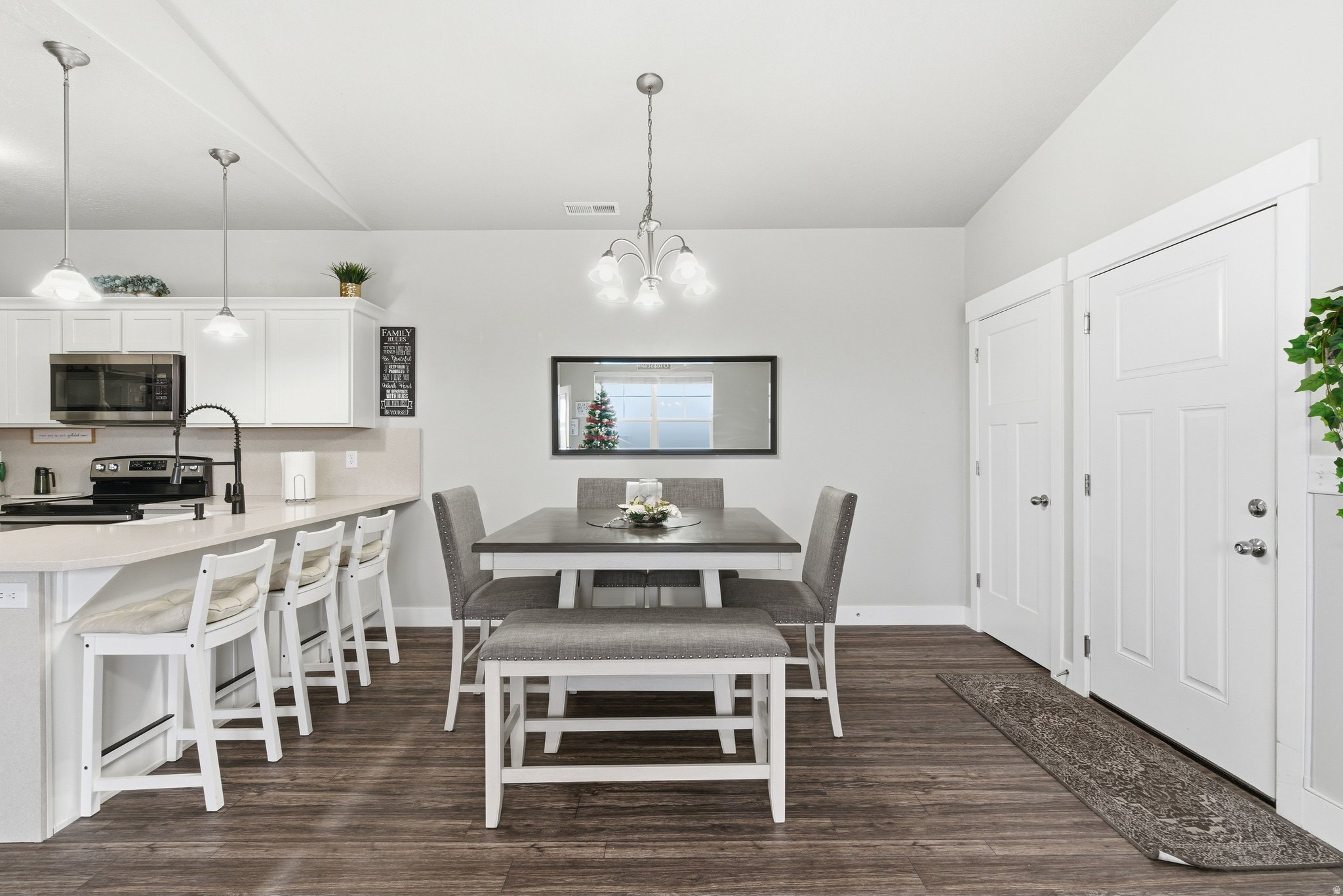 HORIZON HEIGHTS - Residential