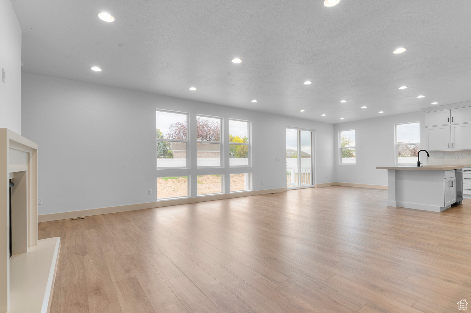 HAVEN PARKWAY EST 402 - Residential