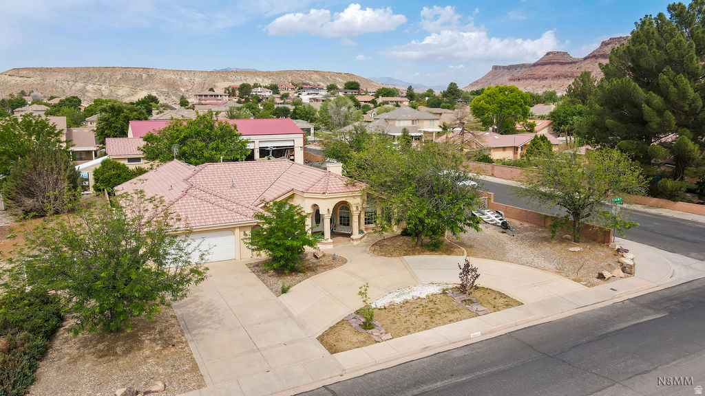 BLOOMINGTON LANE - Residential