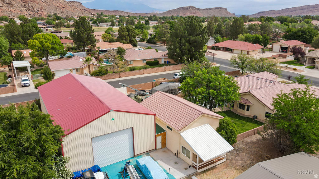 BLOOMINGTON LANE - Residential