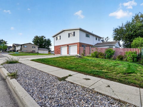 Tiny photo for 4723 MADISON AVE, South Ogden, UT 84403 (MLS # 2184989)