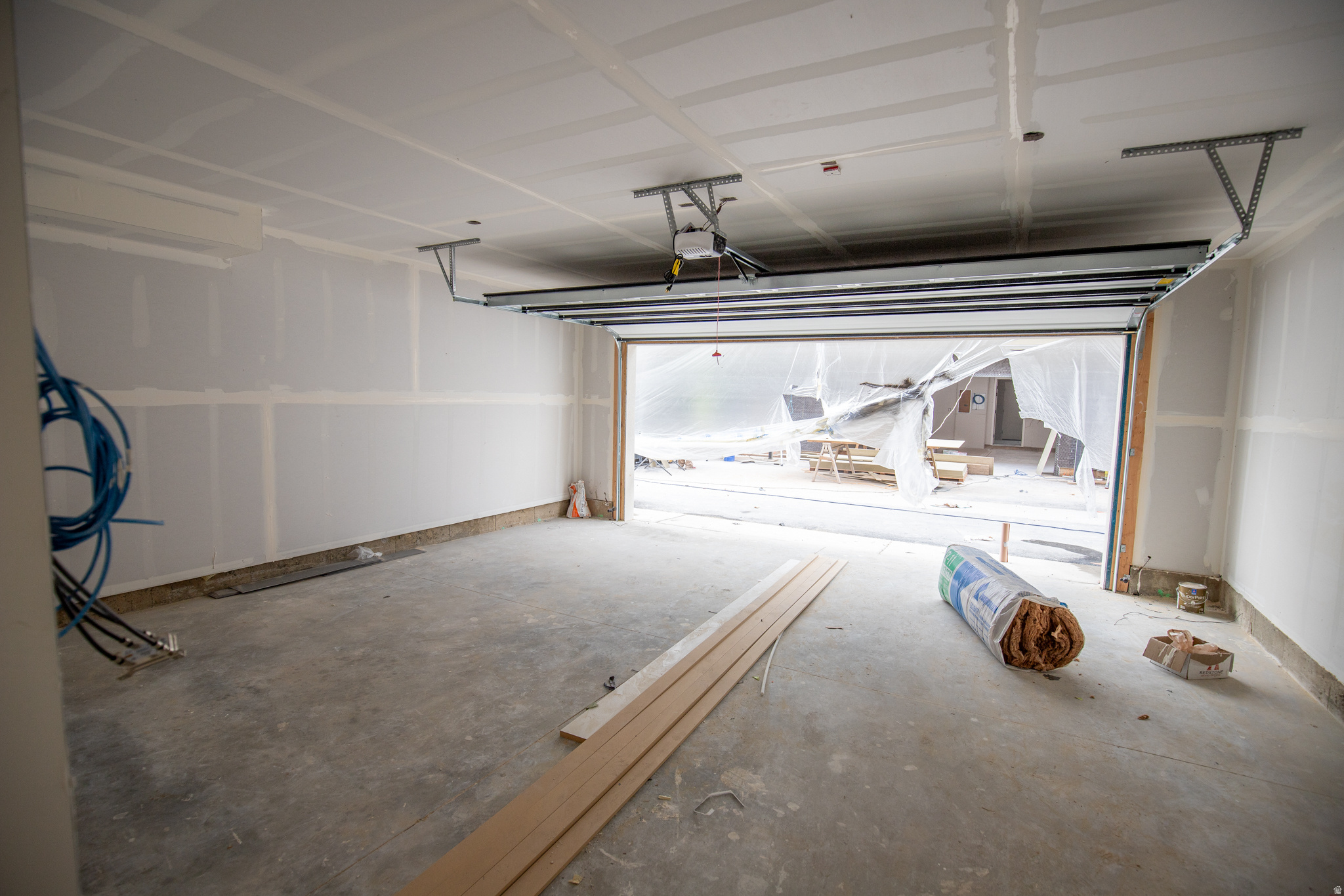 THE MONROE - Residential