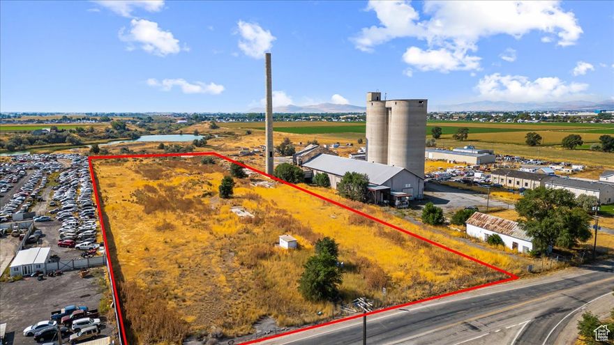 Take a look at this opportunity to own over 7 acres of land. Much of the land has been cleared and cleaned up and is ready for use. This area would be nice for a commercial or industrial business. Call Lisa for more information or to take a look. The sellers are willing to do a long term Land Lease