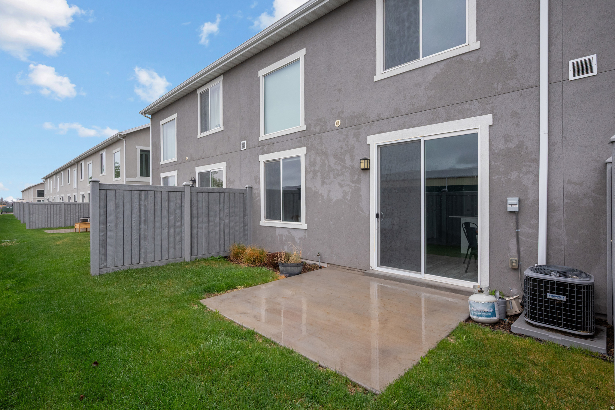 LAKEVIEW FIELDS - Residential