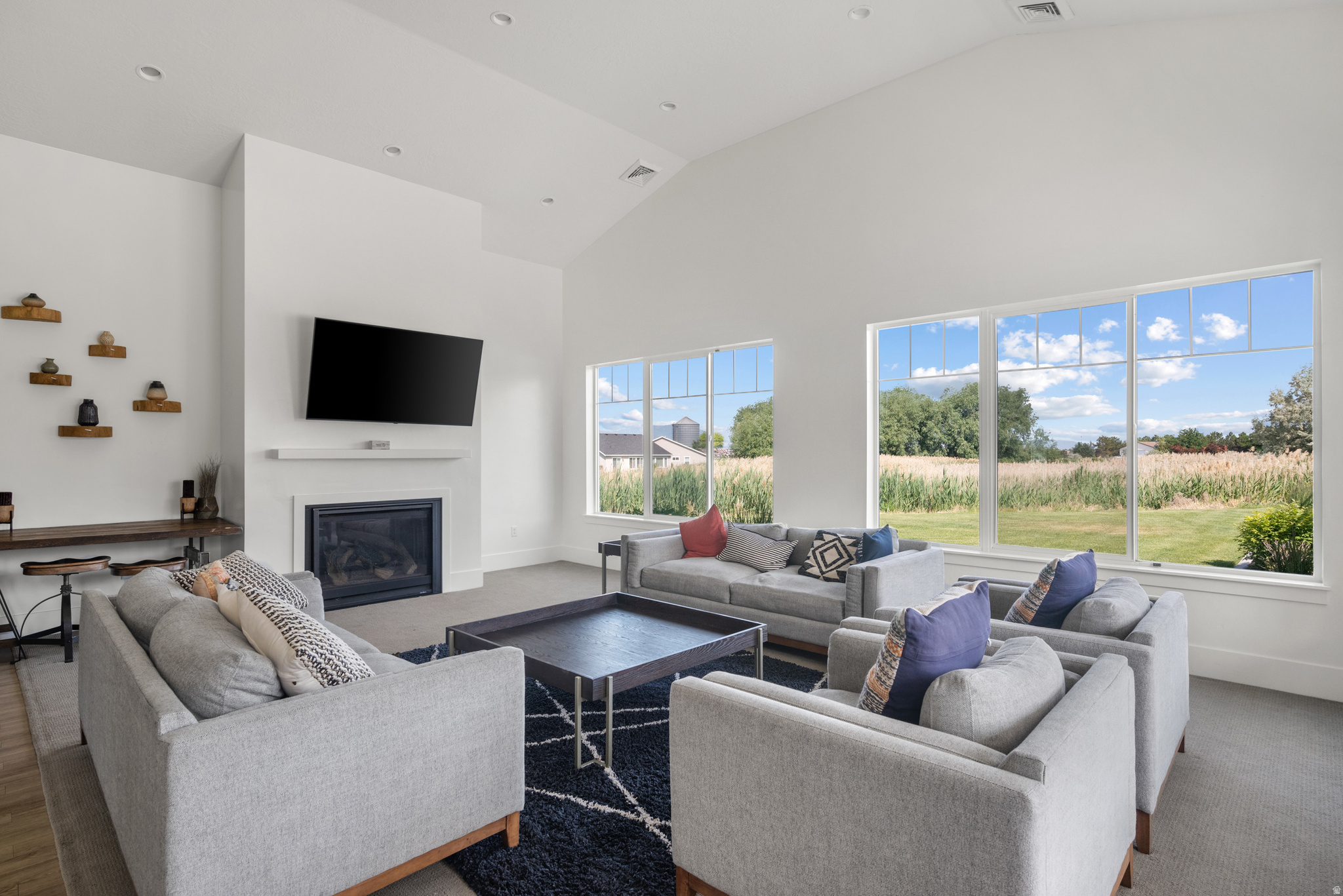 LAKEVIEW FIELDS - Residential