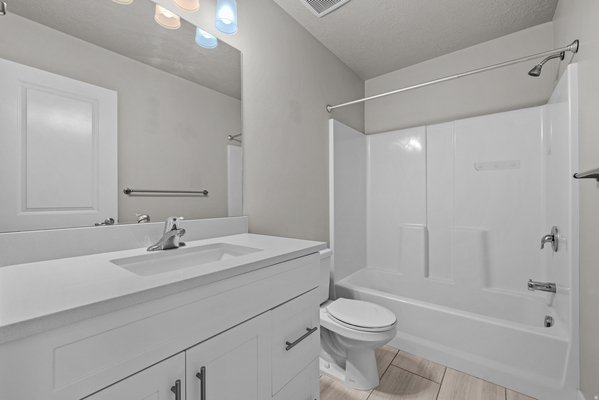 LAKEVIEW FIELDS - Residential