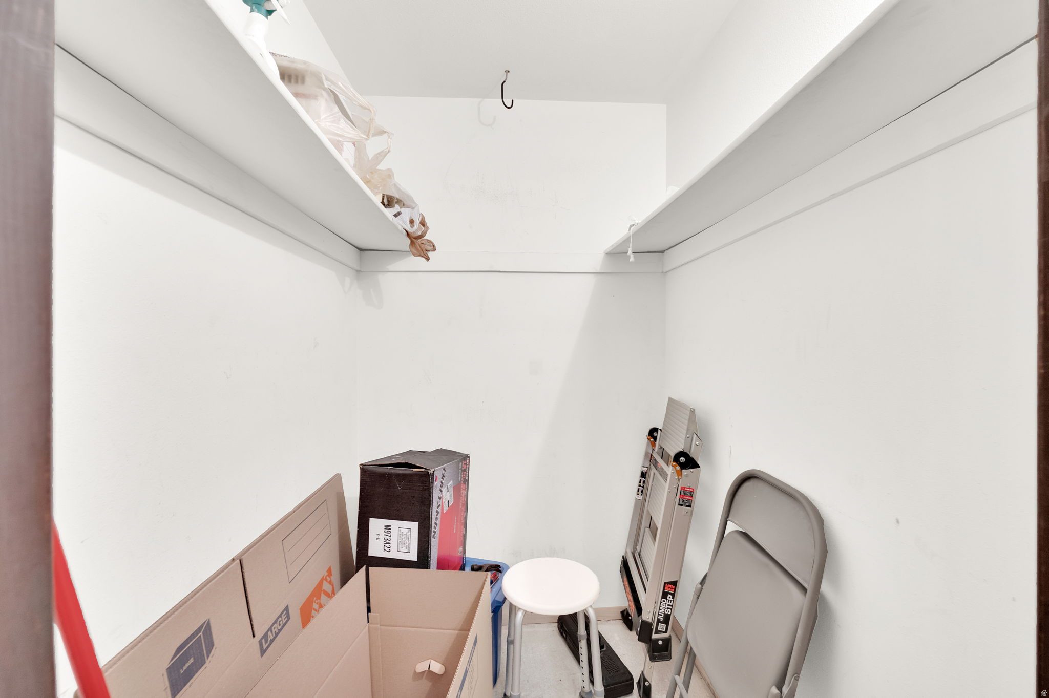 CAMBRIDGE CONDOMINIUM - Residential