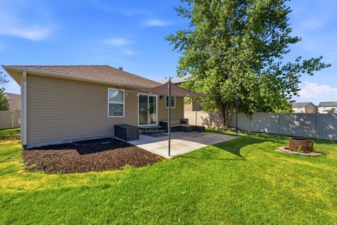 Tiny photo for 2065 E JORDAN WAY N, Eagle Mountain, UT 84005 (MLS # 2174233)