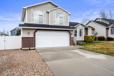 Tiny photo for 1571 N 160 W, Layton, UT 84041 (MLS # 2137795)