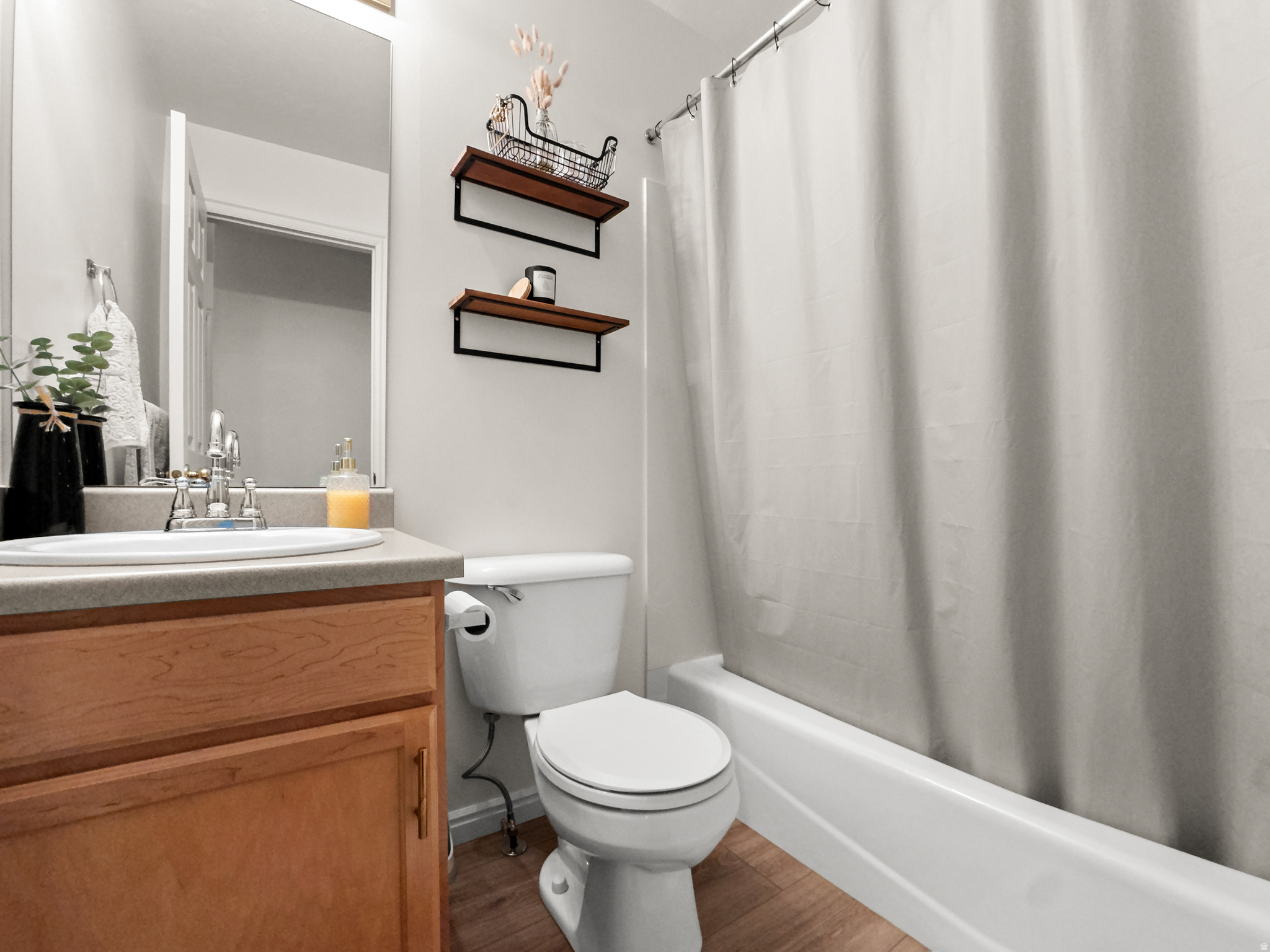 LAYTON PLACE - Residential