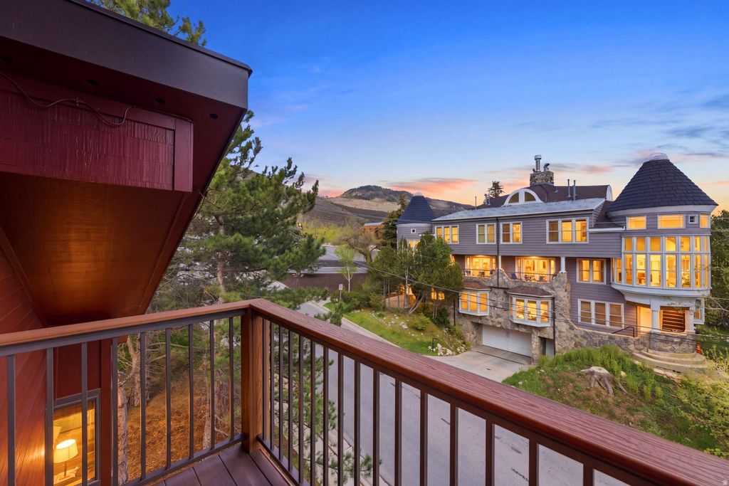 Photo of 1375 WOODSIDE AVE #301, Park City, UT 84060 (MLS # 2156684)