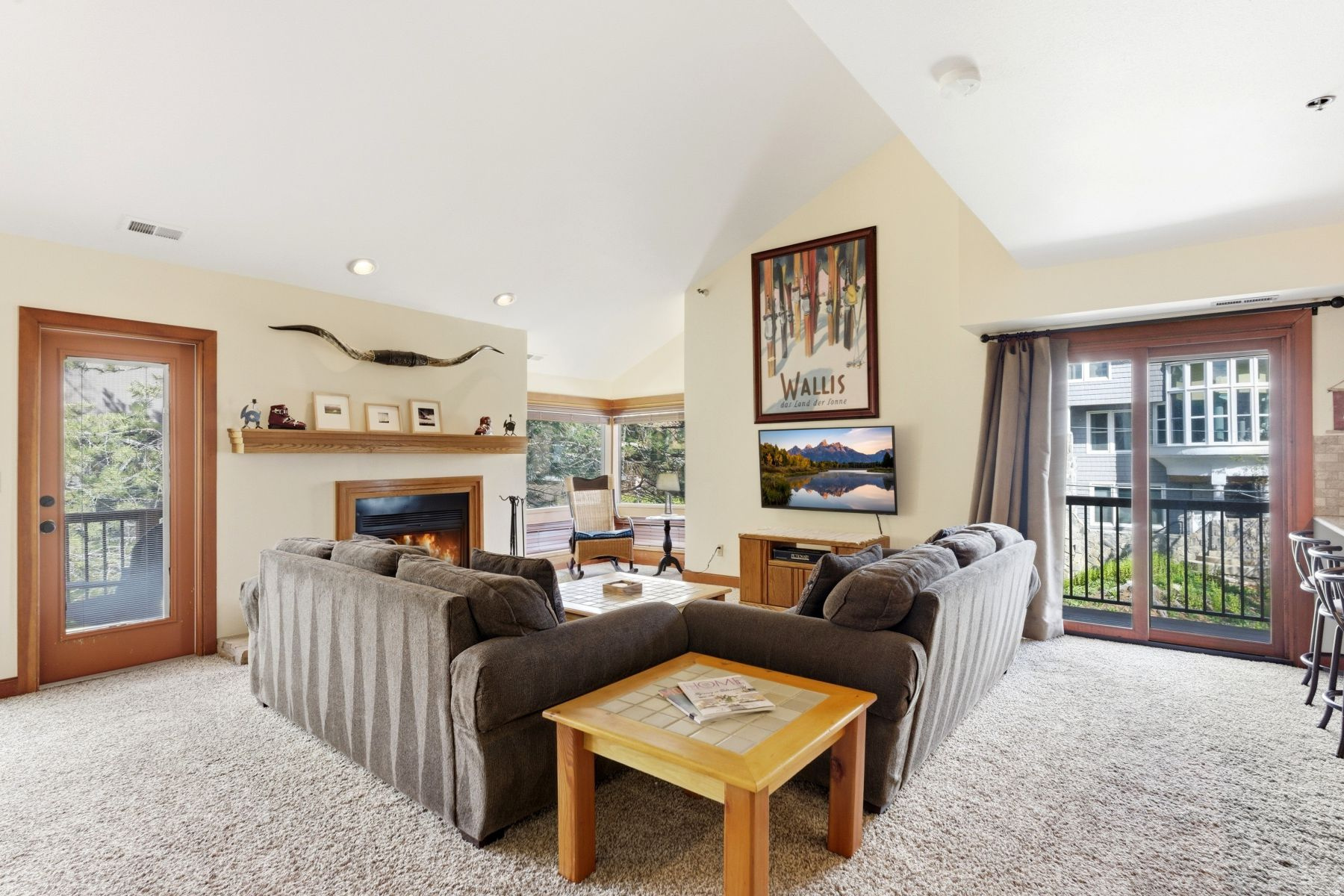 SILVER CLIFF VILLAGE - Residential