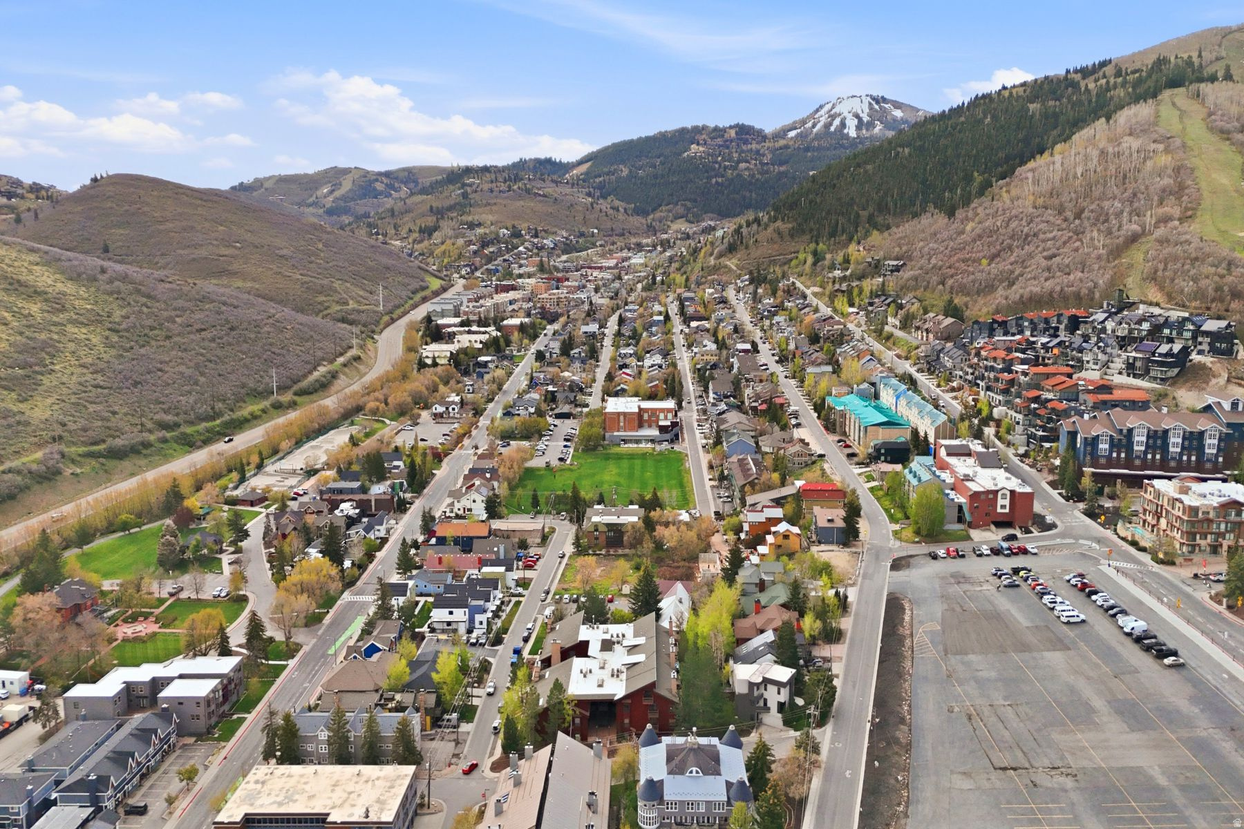 SILVER CLIFF VILLAGE - Residential