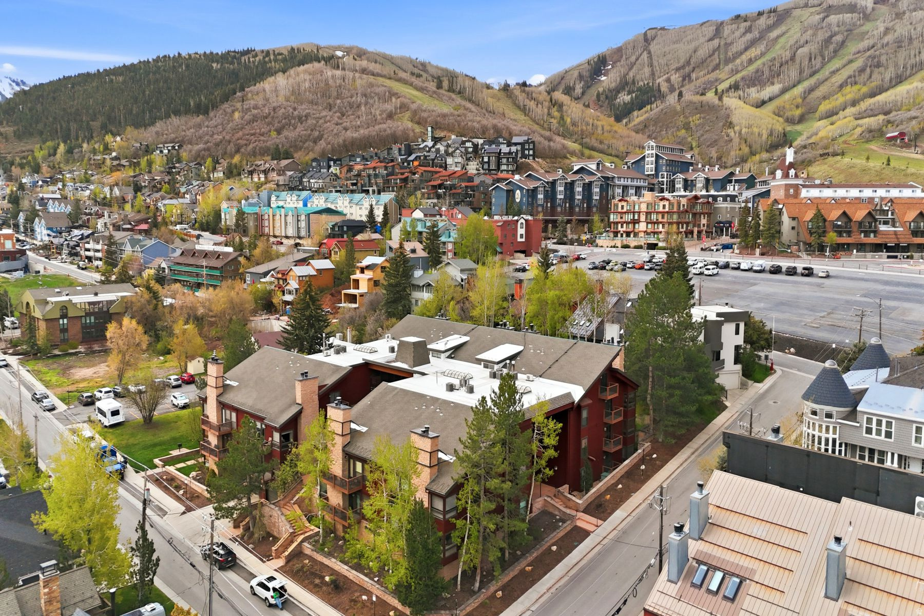 SILVER CLIFF VILLAGE - Residential