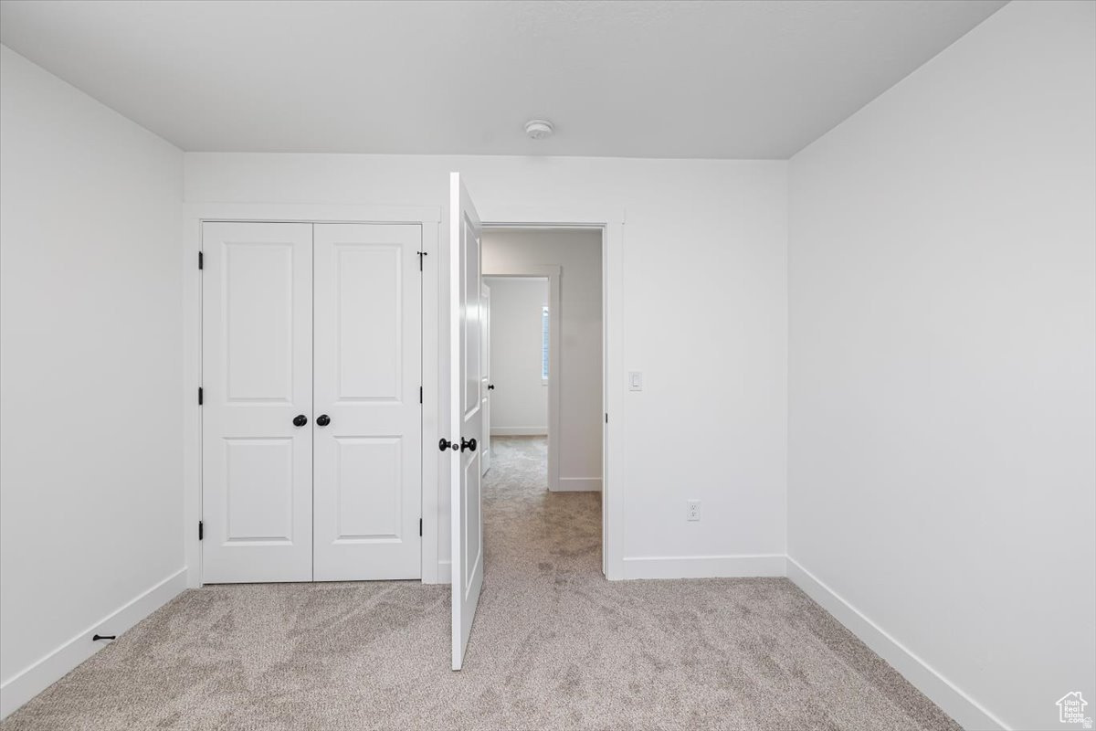 SMILING H - Residential