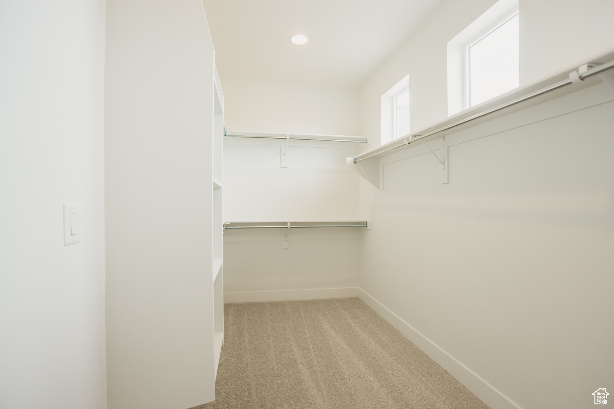 WILLOW ESTATES - Residential