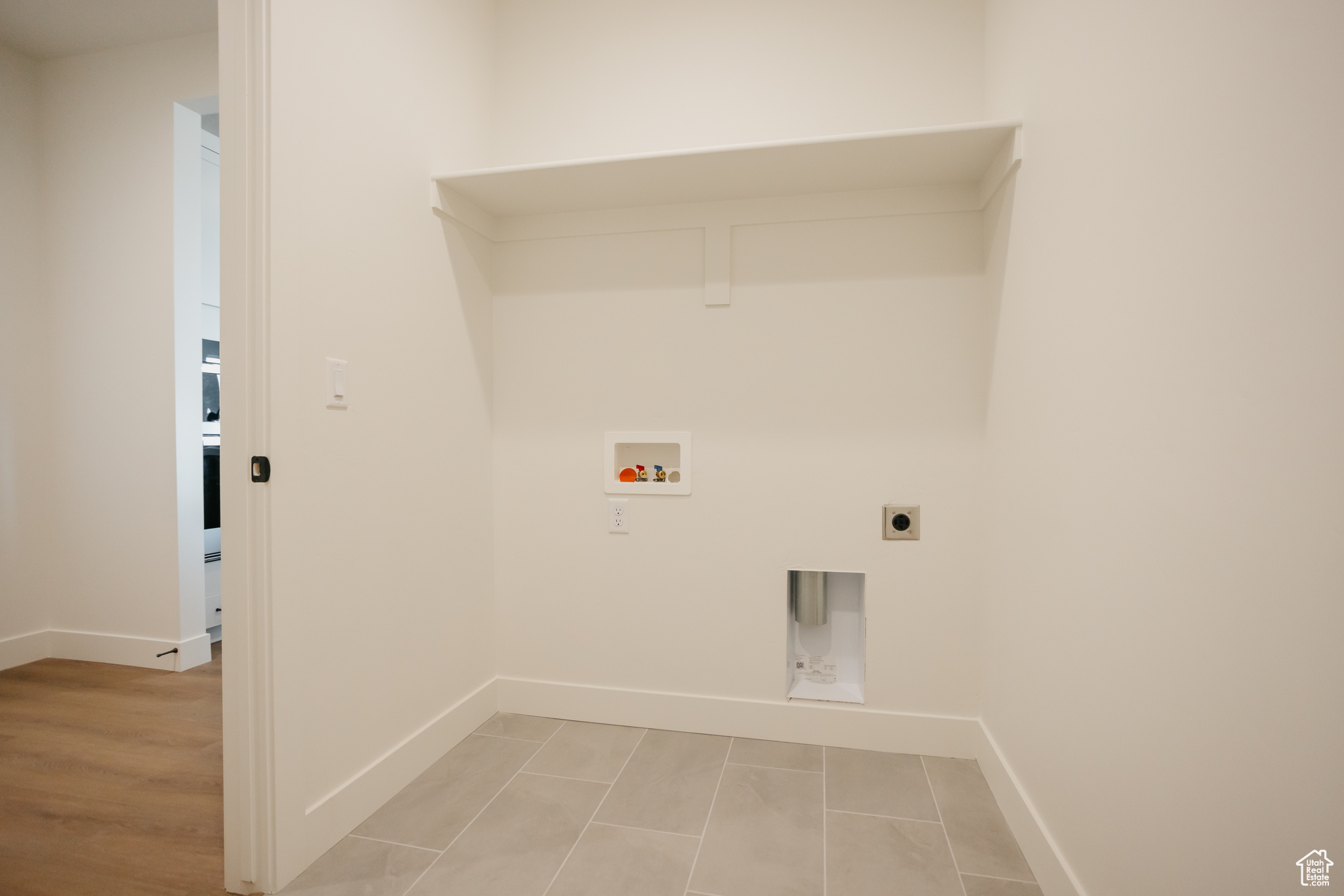 WILLOW ESTATES - Residential