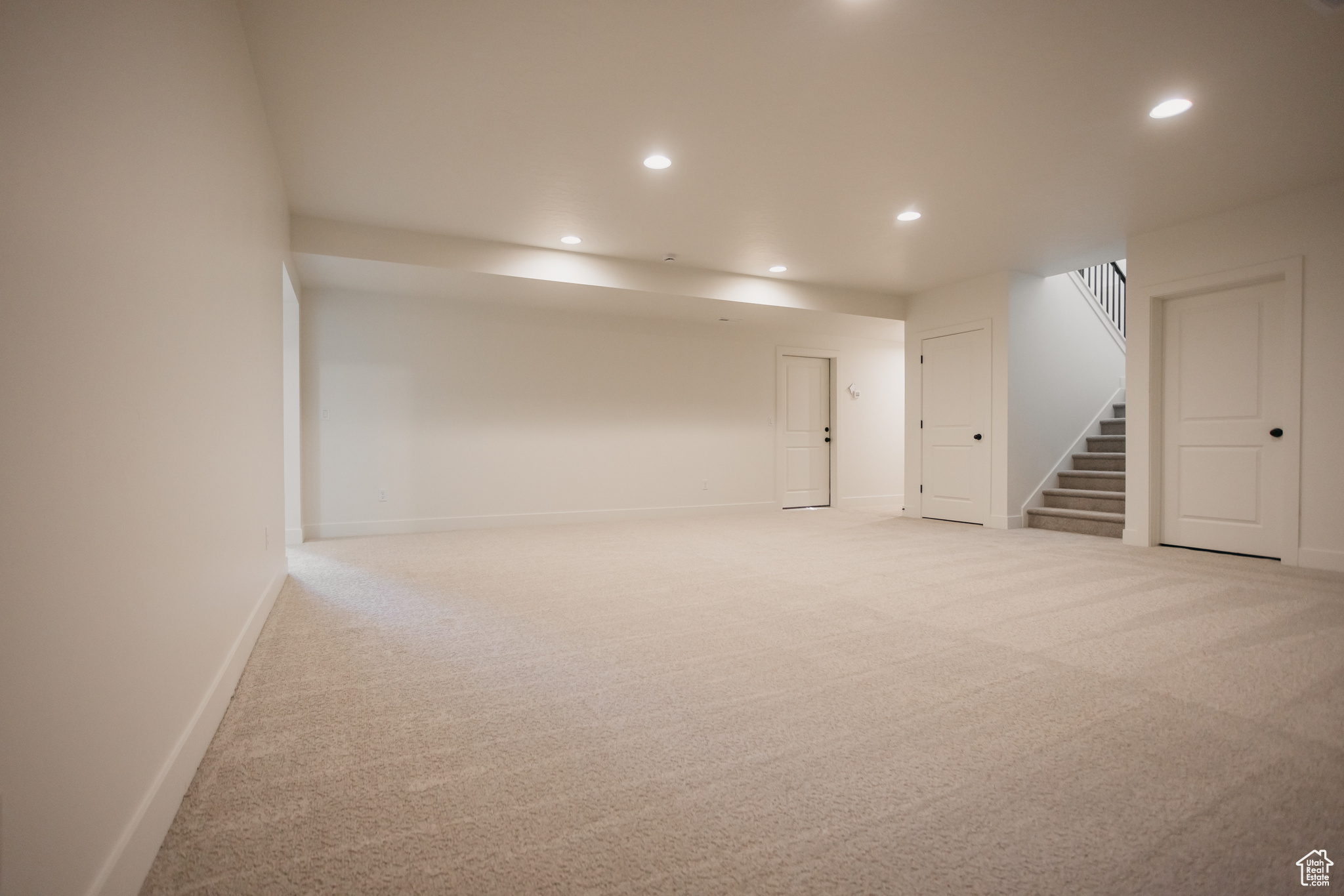 WILLOW ESTATES - Residential