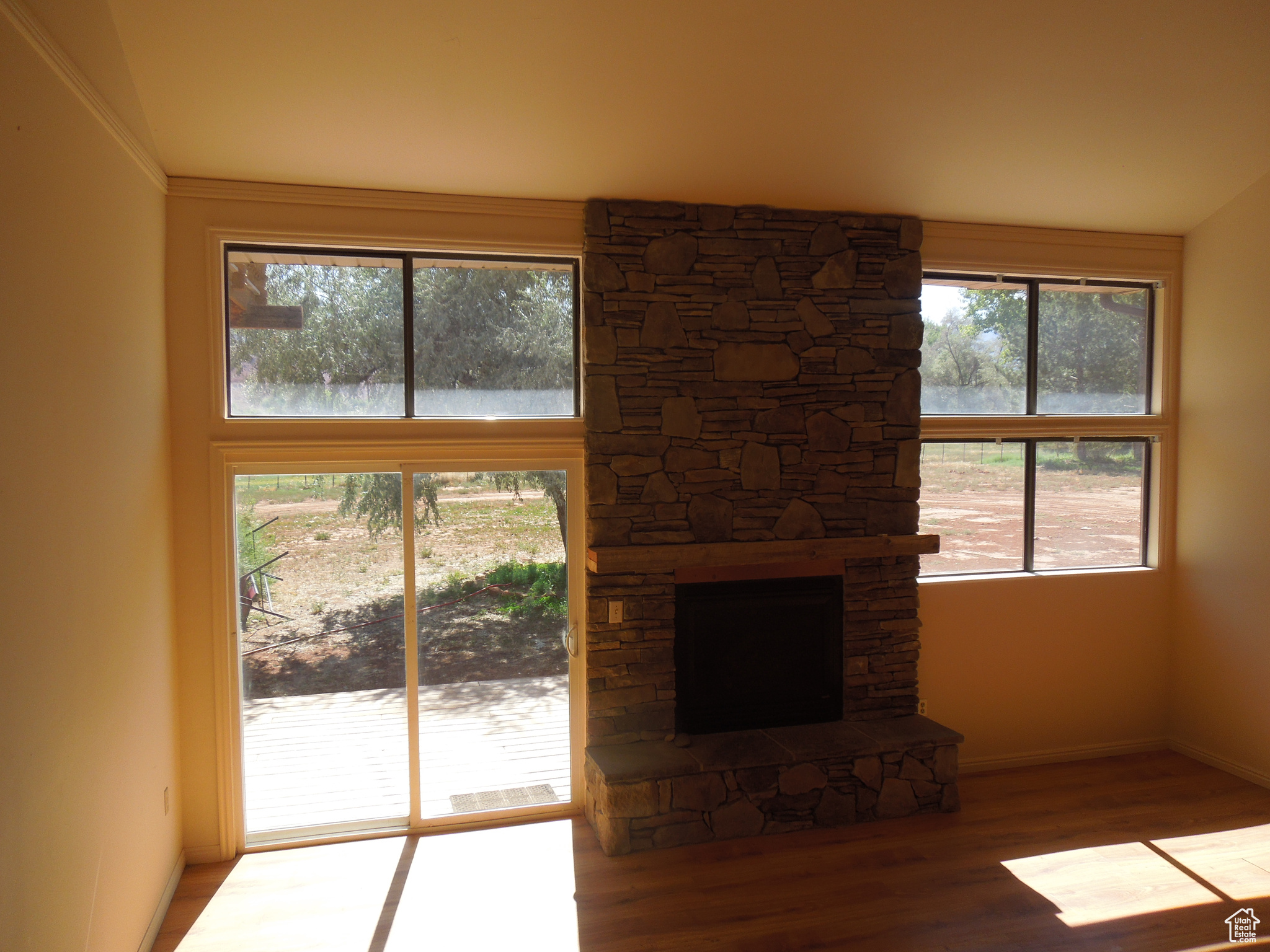 CASTLE VALLEY RIVER RANCHOS - Residential