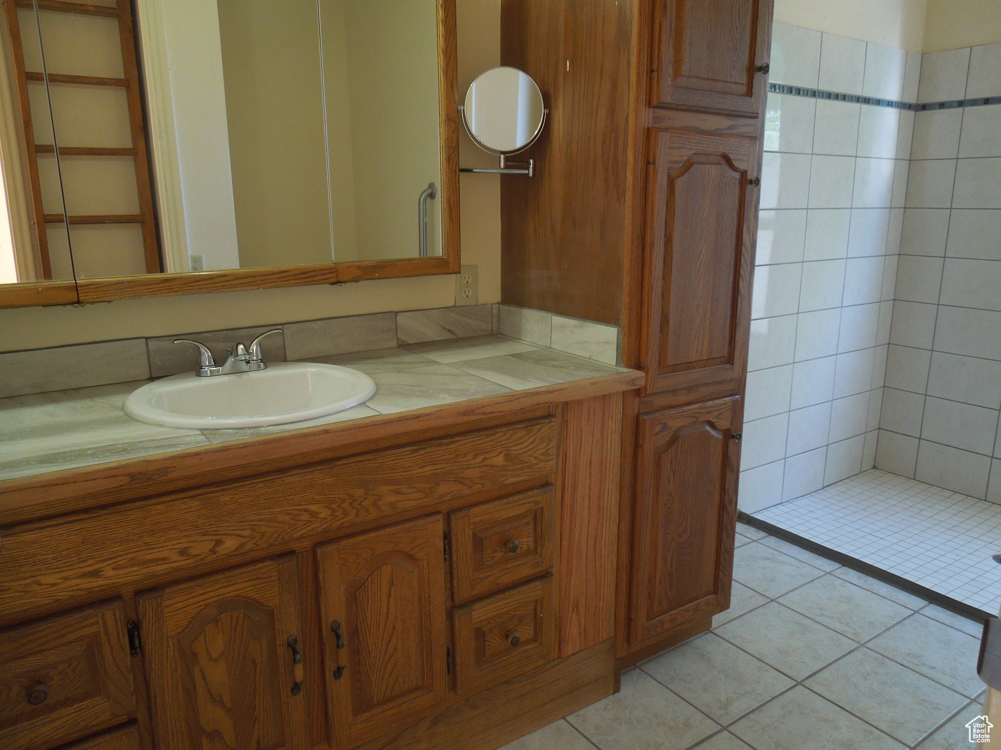 CASTLE VALLEY RIVER RANCHOS - Residential