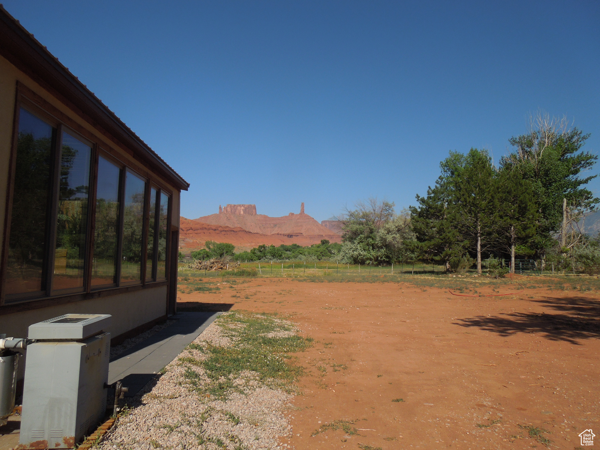 CASTLE VALLEY RIVER RANCHOS - Residential