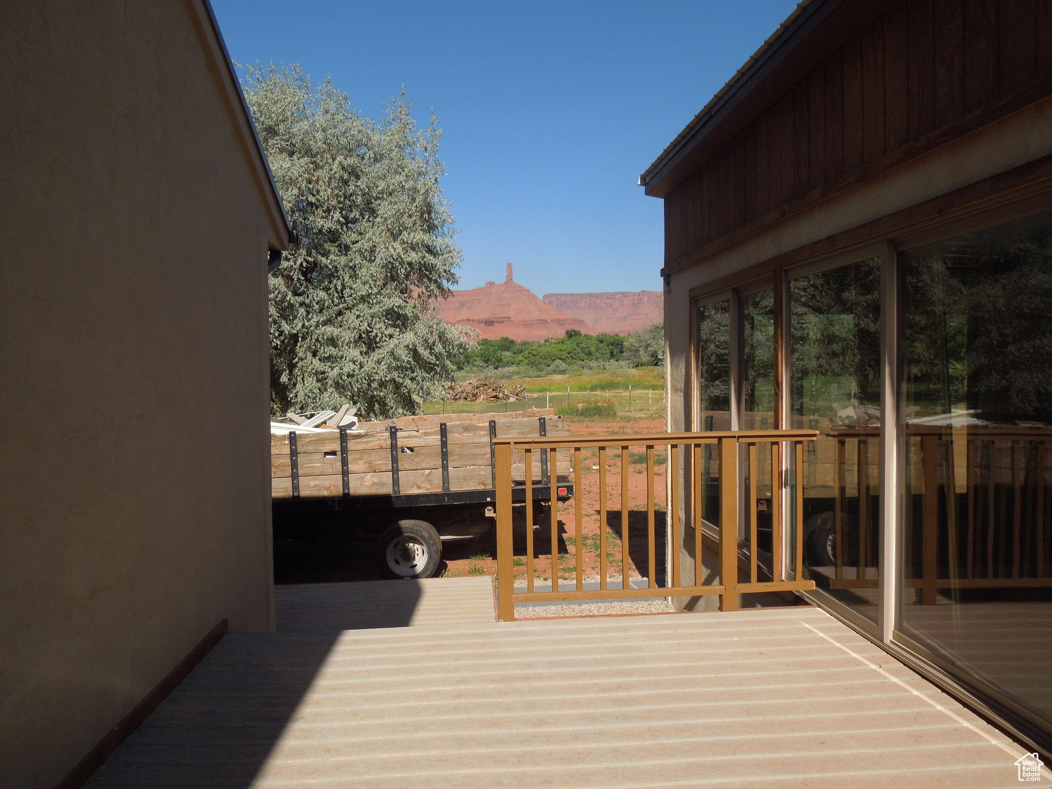 CASTLE VALLEY RIVER RANCHOS - Residential