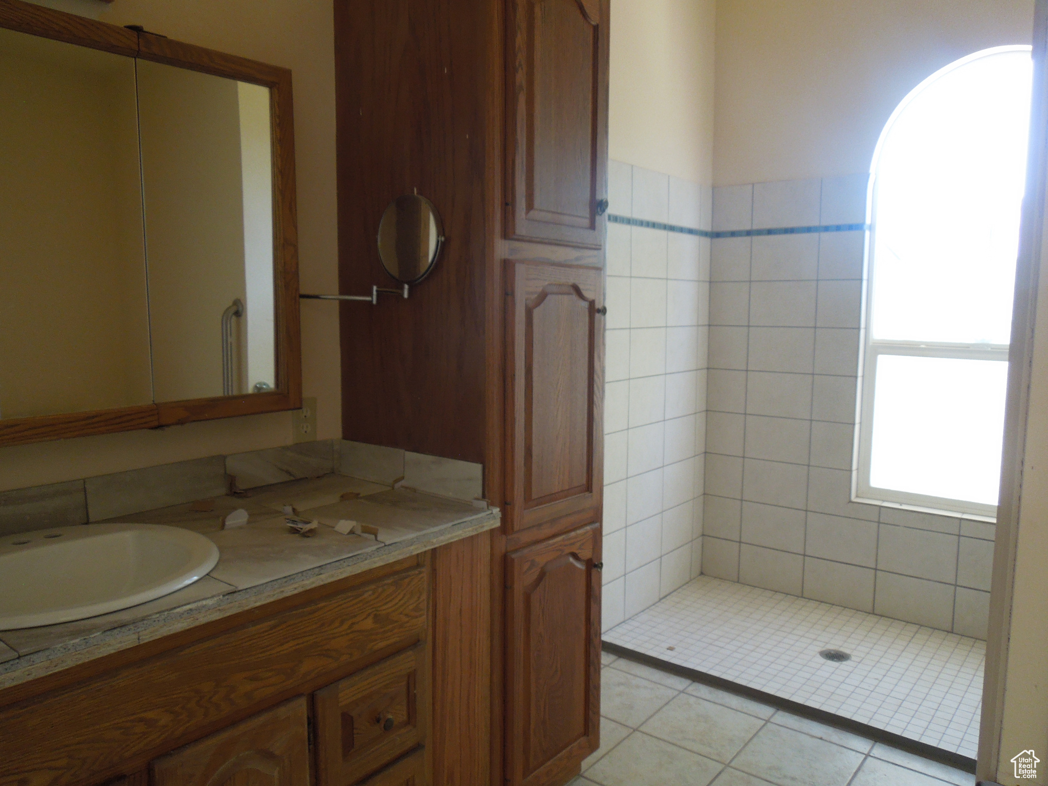 CASTLE VALLEY RIVER RANCHOS - Residential