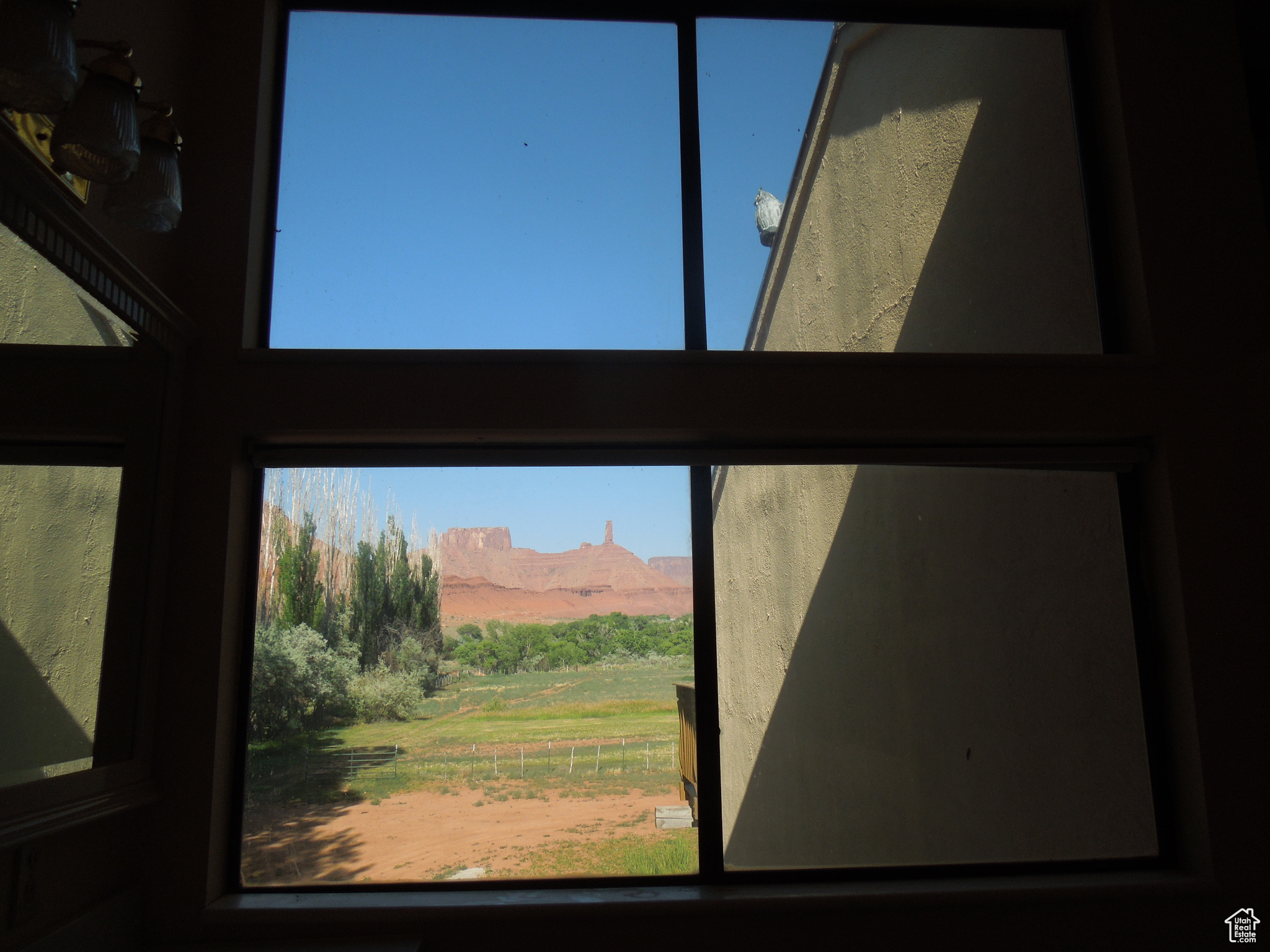 CASTLE VALLEY RIVER RANCHOS - Residential