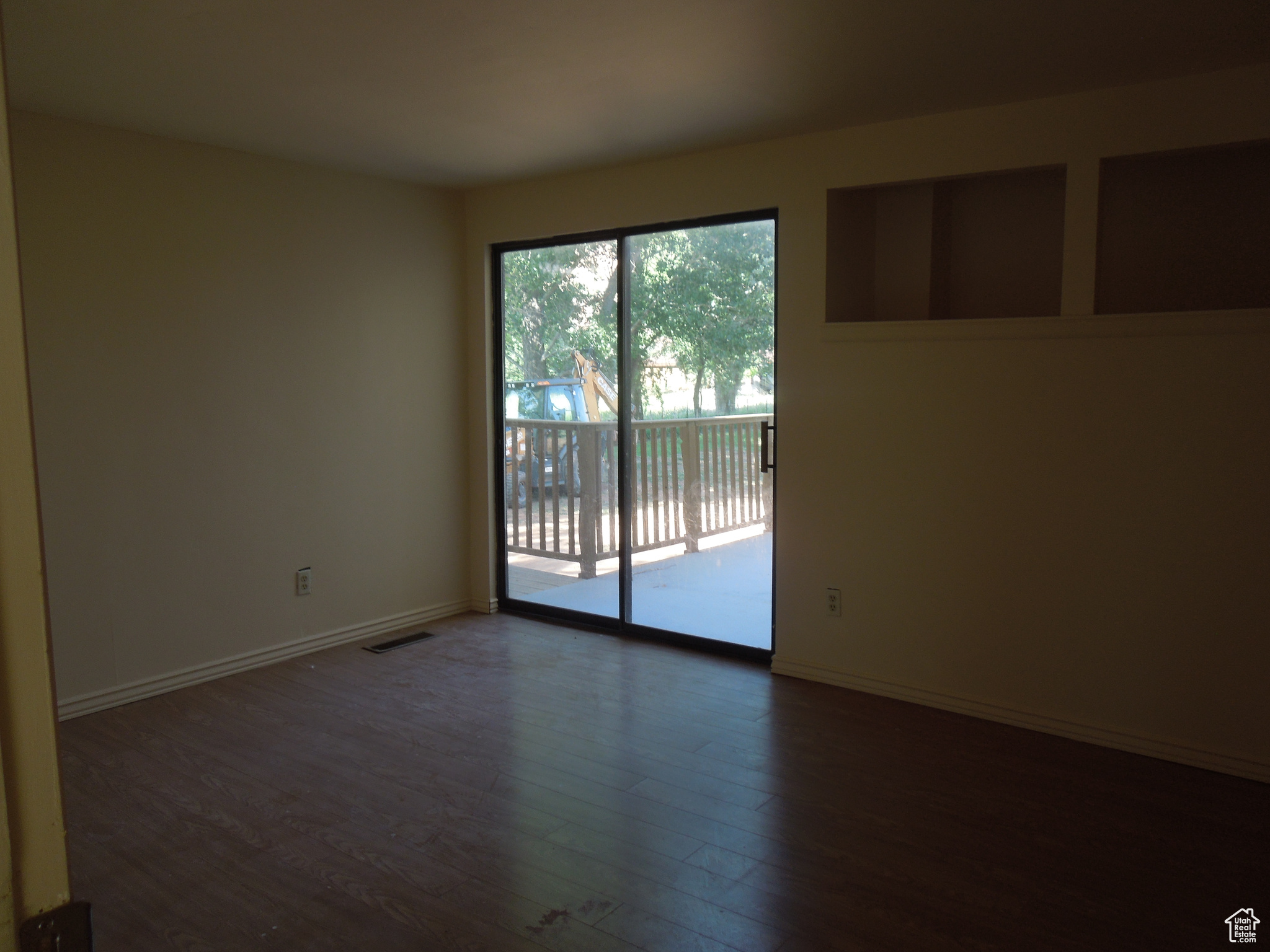 CASTLE VALLEY RIVER RANCHOS - Residential