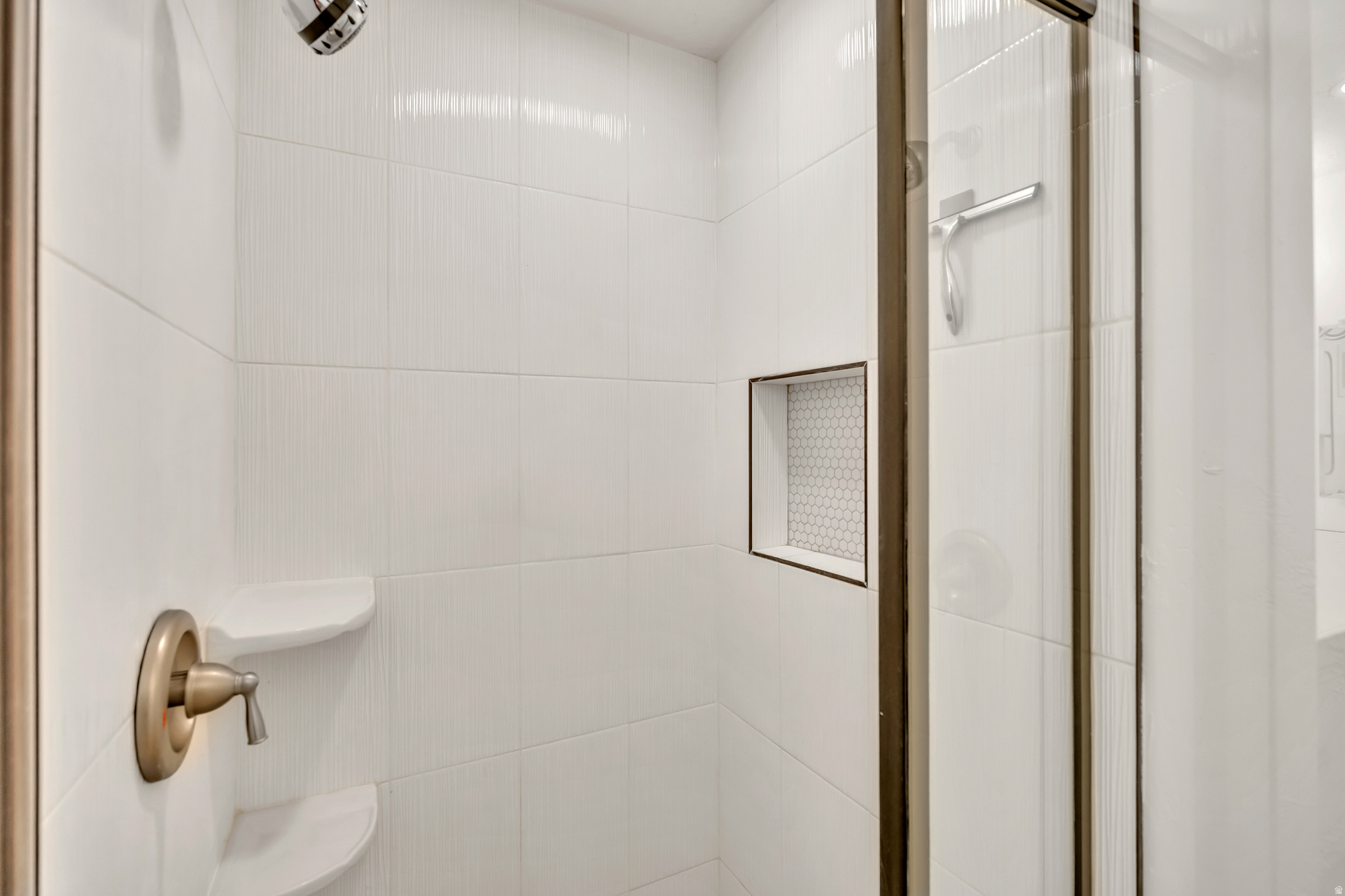 THE COTTONWOODS - Residential