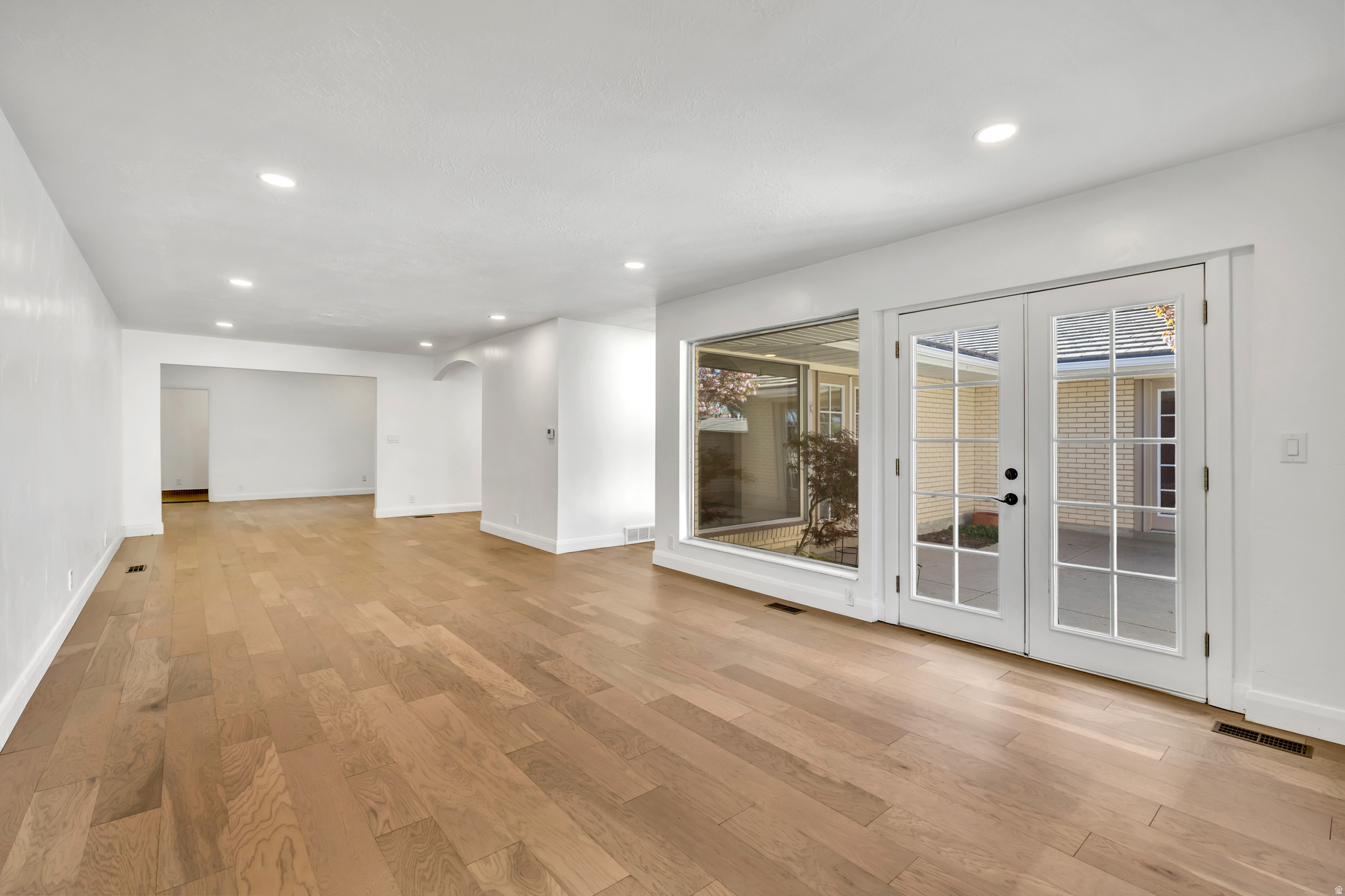 THE COTTONWOODS - Residential