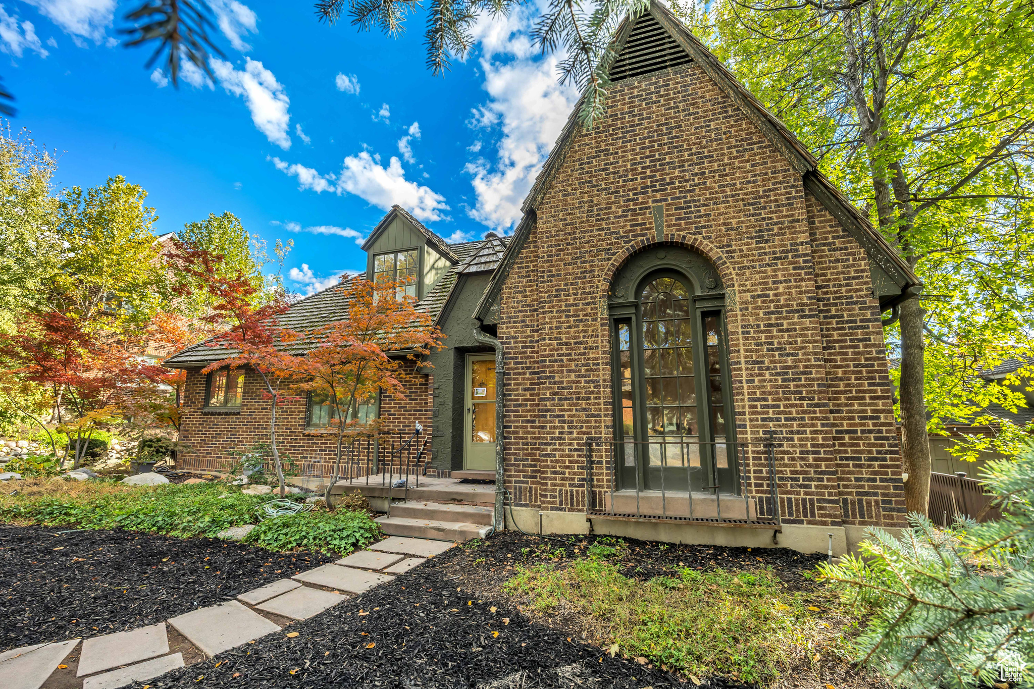 NORMANDIE HEIGHTS - Residential