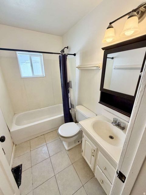 Tiny photo for 320 LINCOLN ST, American Falls, ID 83211 (MLS # 2174255)