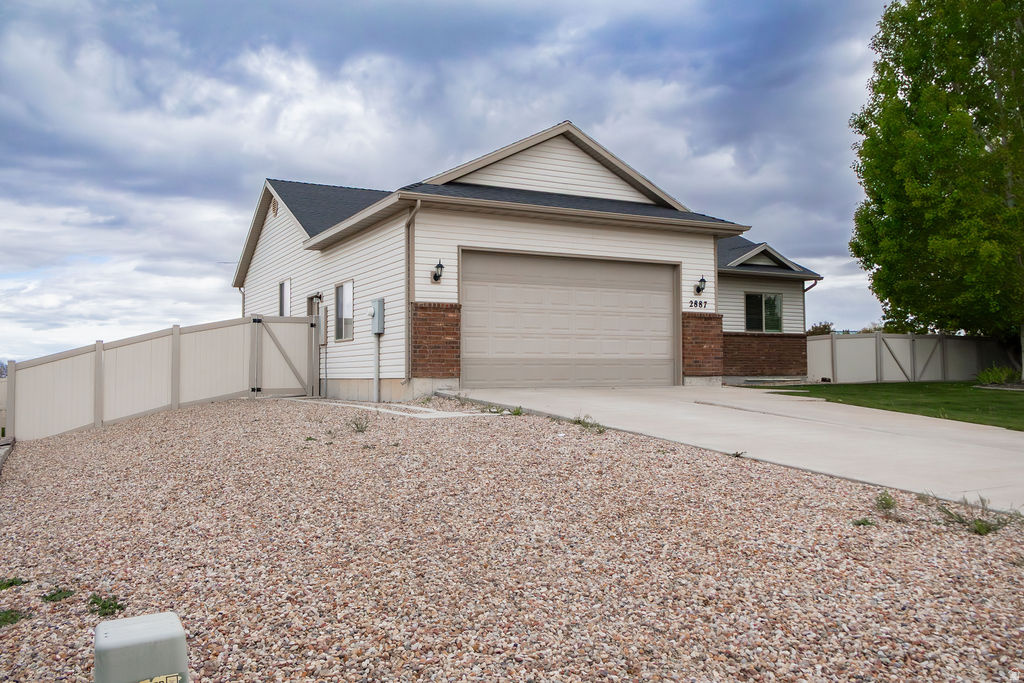 DOVE CREEK SUBDIVISION PHASE 2 - Residential