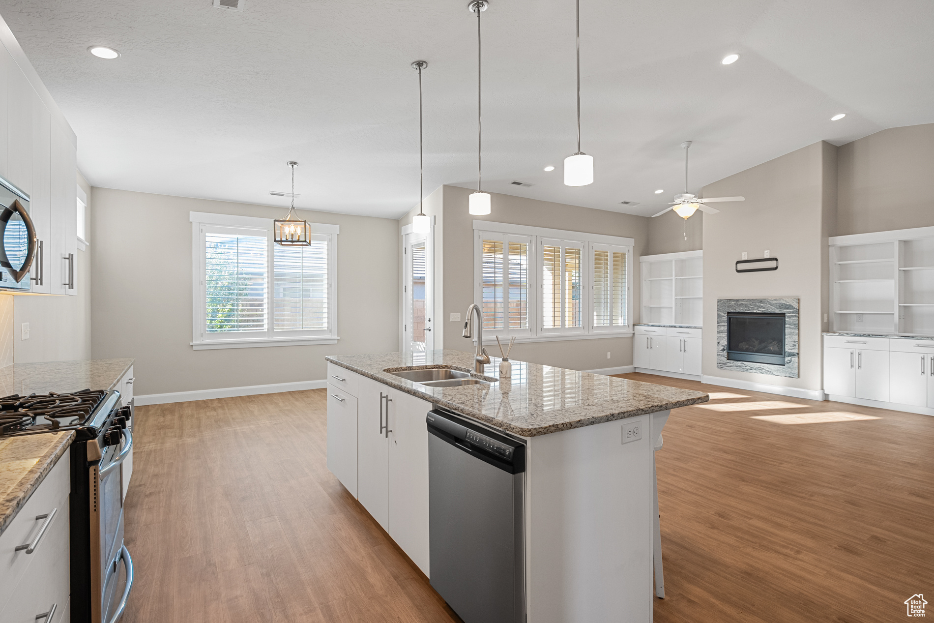 PIONEER CROSSING - Residential