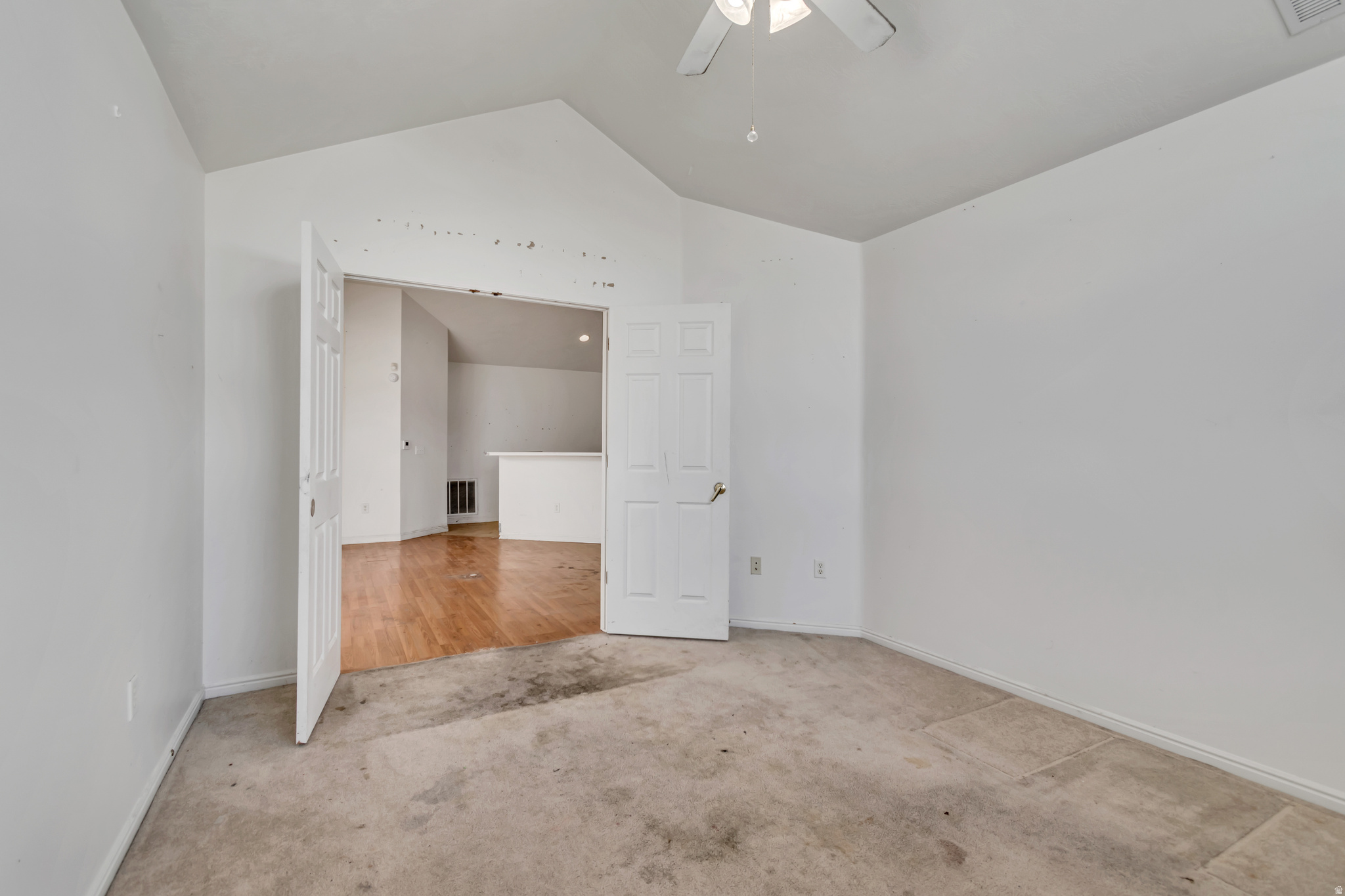 HUNTER - Residential