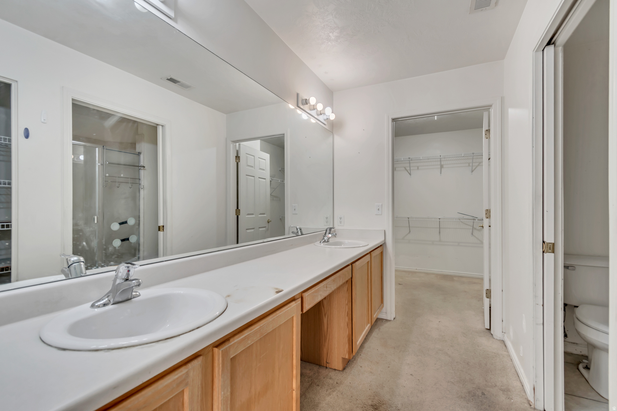 HUNTER - Residential