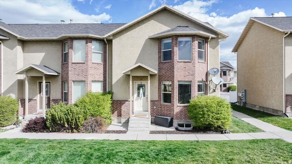 Photo for 101 E 630 N #24, Smithfield, UT 84335 (MLS # 2150286)