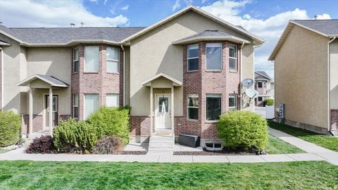 Photo of 101 E 630 N #24, Smithfield, UT 84335 (MLS # 2150286) Photo of 101 E 630 N #24, Smithfield, UT 84335 (MLS # 2150286)