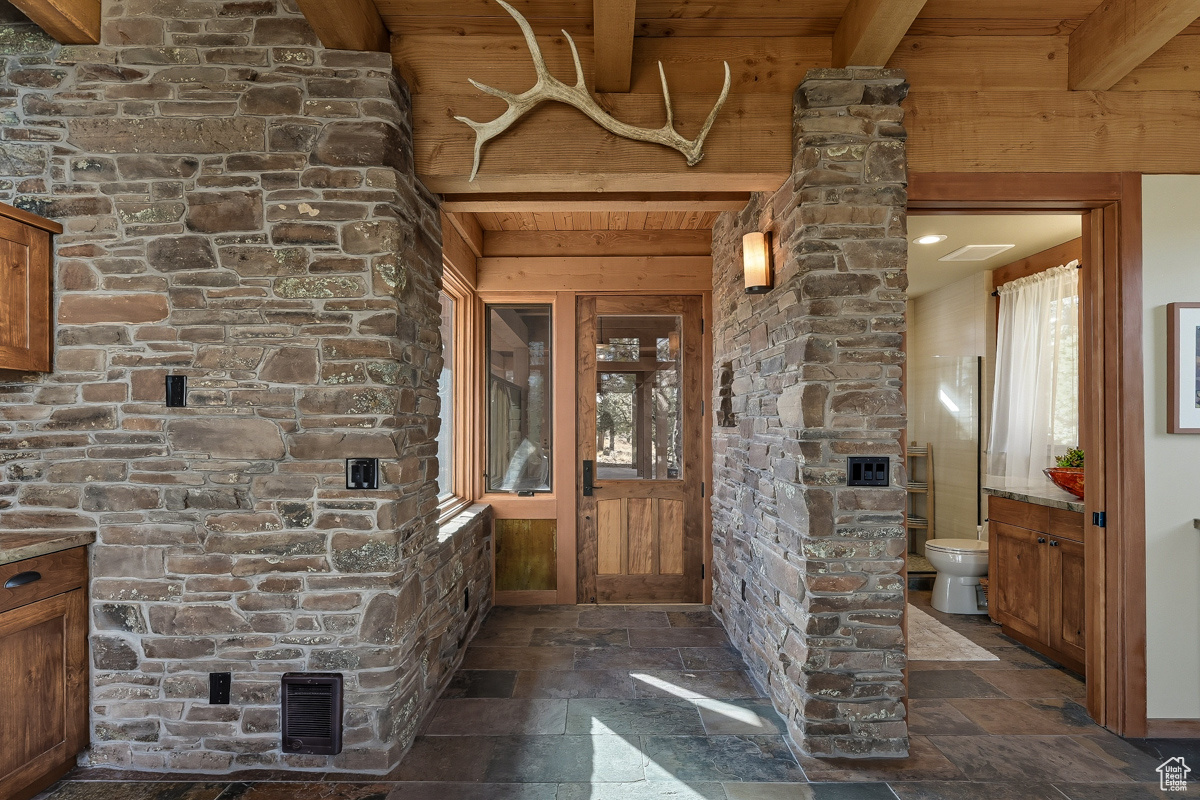 BLACK BOULDER MESA - Residential